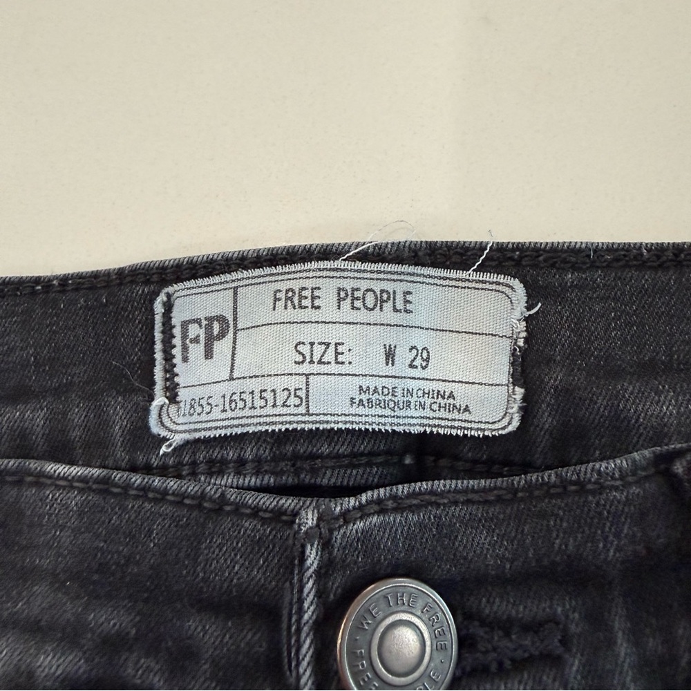 Free People Distressed High Rise Black Denim Jeans Womens 29 Stretch Grunge Edgy - Picture 4 of 7